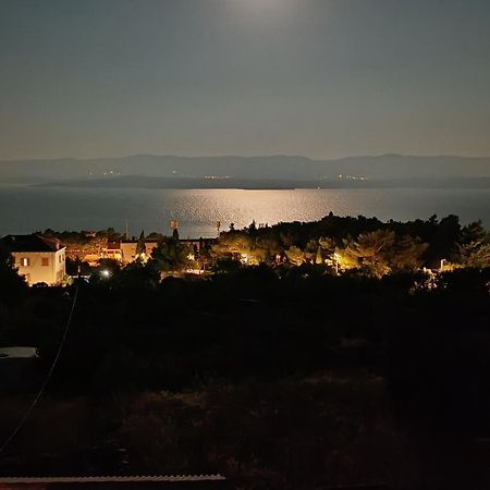 Apartman Bernardica Bol Exterior photo